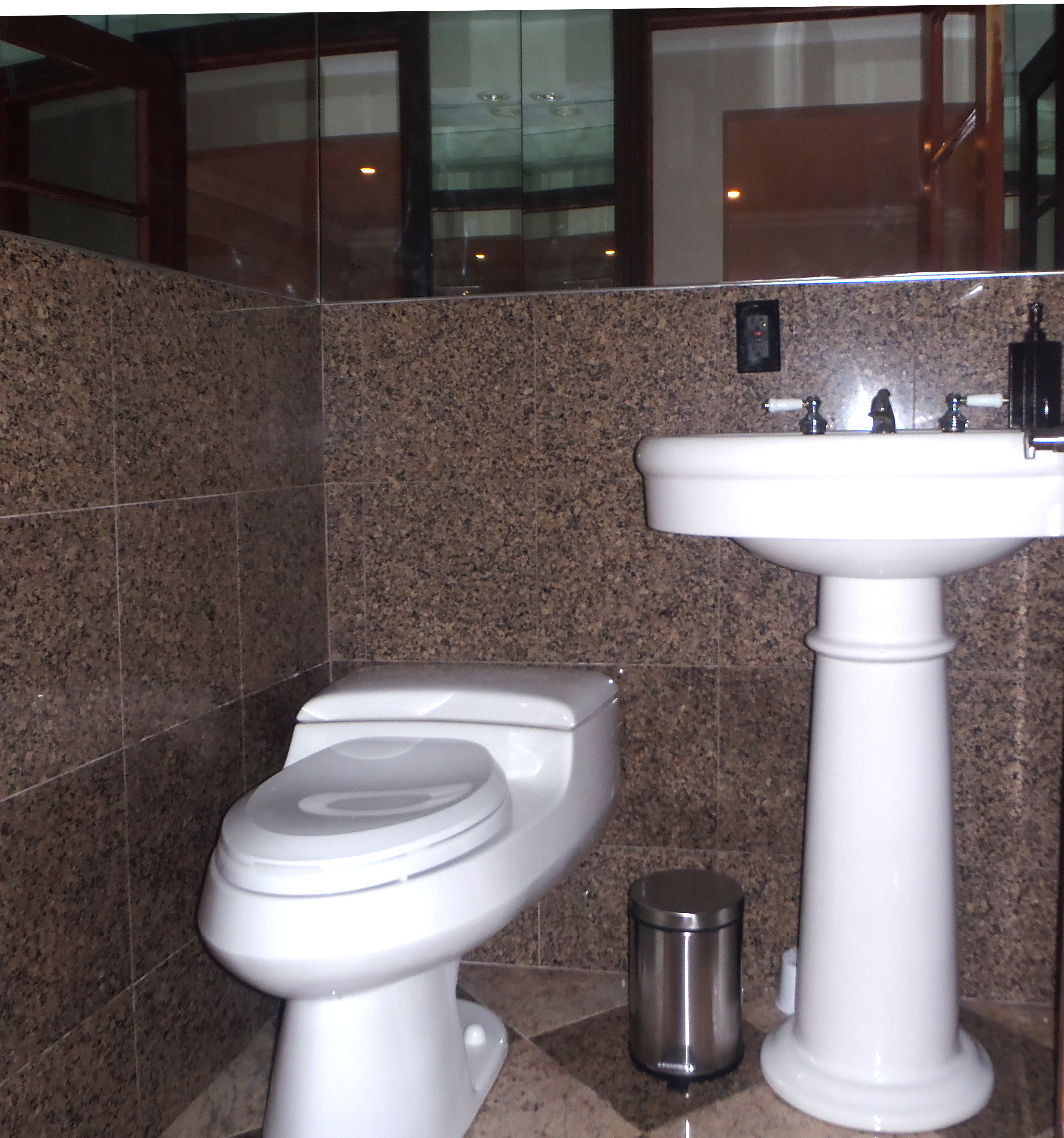 powder room